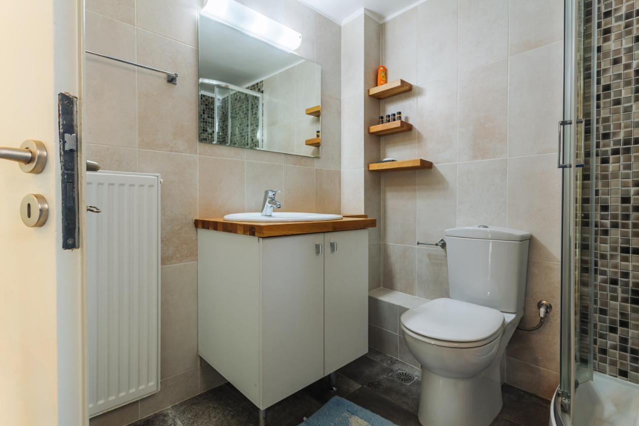 Ferienwohnung Upscale Modern Escape In The Historic Center Kalamata Exterior foto